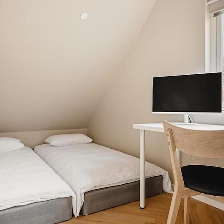 Dinbnb Apartments I Mid-City Luxury With Mini Balcony And Smart Tv & Sound System ベルゲン エクステリア 写真