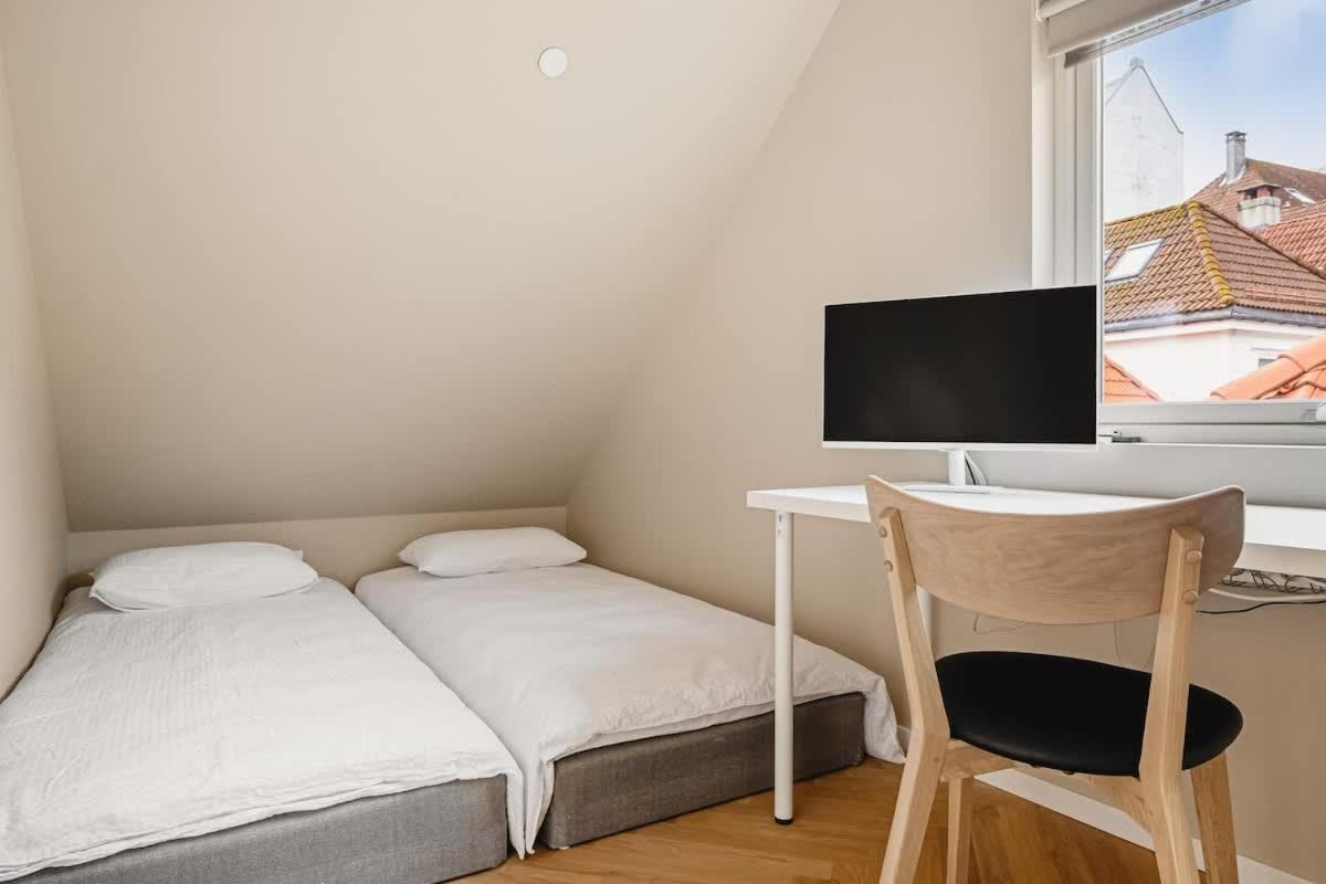 Dinbnb Apartments I Mid-City Luxury With Mini Balcony And Smart Tv & Sound System ベルゲン エクステリア 写真