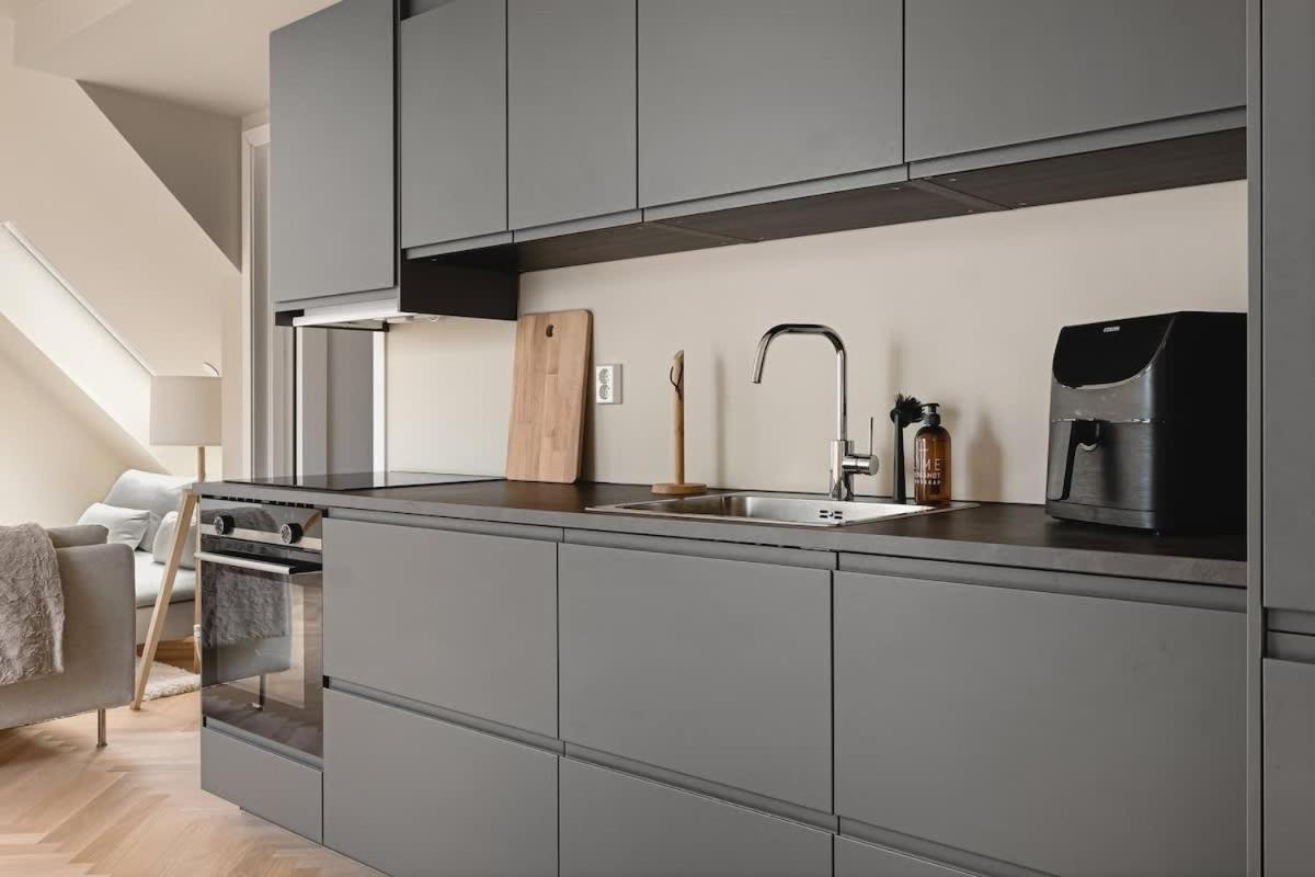 Dinbnb Apartments I Mid-City Luxury With Mini Balcony And Smart Tv & Sound System ベルゲン エクステリア 写真